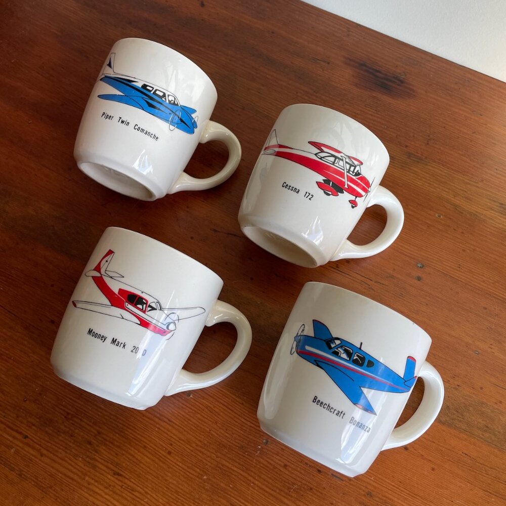 Vintage Airplane Ceramic Gold-Rim w/Handle Coffee Cup Mugs